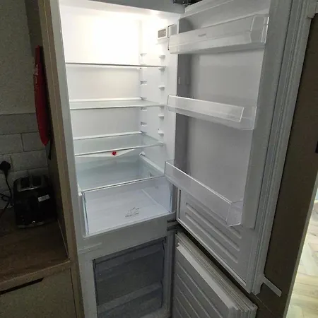 Apartment Spacious & Free Parking *